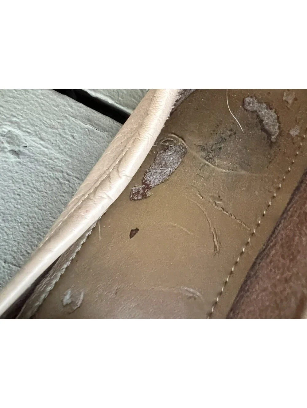 Coach Olive Leather Loafers Flats Taupe Nude Silver Horsebit Women’s Size 8B.